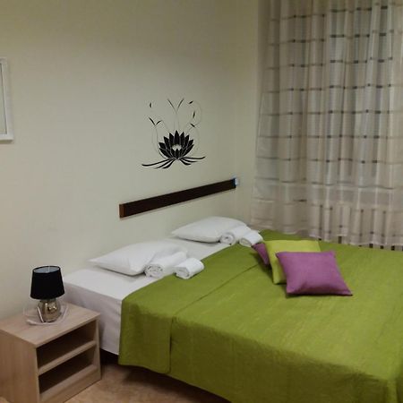 Ehe Hostel Таллин Экстерьер фото